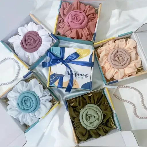 Scarfs Gift Box